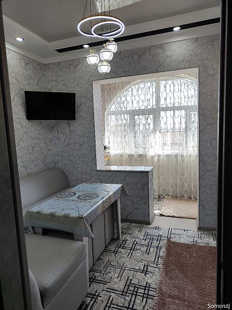 3-комн. квартира, 6 этаж, 73 м², 12 мкр  - изображение 3