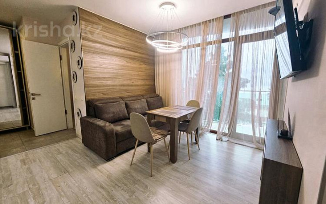 3-комнатная квартира, 48.2 м², 3/15 этаж, Лех и Мария Качинских 21 Батуми - изображение 1