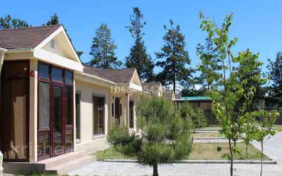 Отдельный дом, 2 комнаты, 65 м², 1 сот., Чолпон-Ата Cholpon-Ata