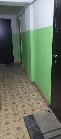 Продам 2-х комнатную квартиру в бывшем приватизированном общежитии подъездного типп Almaty - photo 3