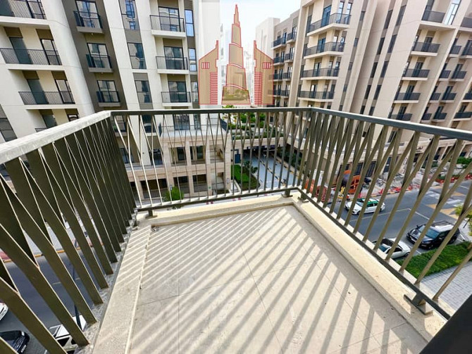 Partial Sea View | Lavish 3BHK + Maid | All Amenities Free | Amazing Community Al Khan - photo 1