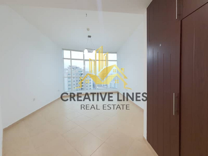 On Prime Location Spacious 2bed room Available For Family Al Nahda (Dubai) - изображение 7