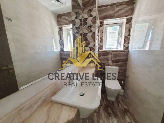 With Kitchen Appliances 1 Bed Plus Hall Available For Family Al Nahda (Dubai) - изображение 6