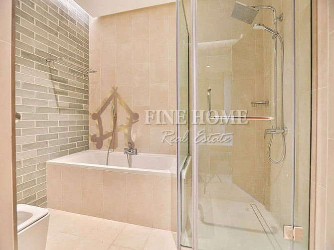 Modern & Cozy 2BR apart w/Maids Room & Balcony Tourist Club Area (TCA) - изображение 2
