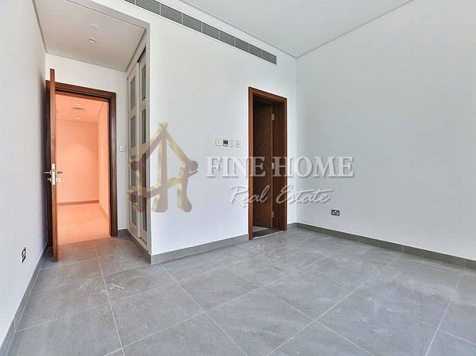 Modern & Cozy 2BR apart w/Maids Room & Balcony Tourist Club Area (TCA) - изображение 4