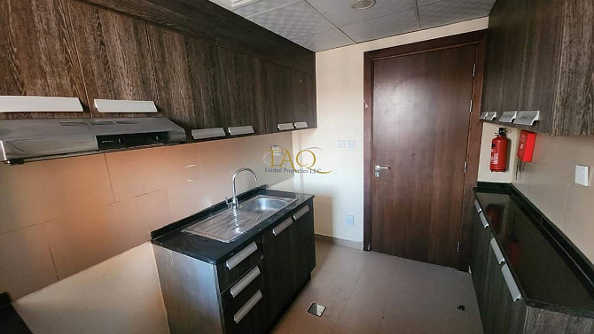 Cozy 830 Sq. Ft. Rental with Wardrobes, Parking, Pets Allowed & BBQ Area Маджан - изображение 3
