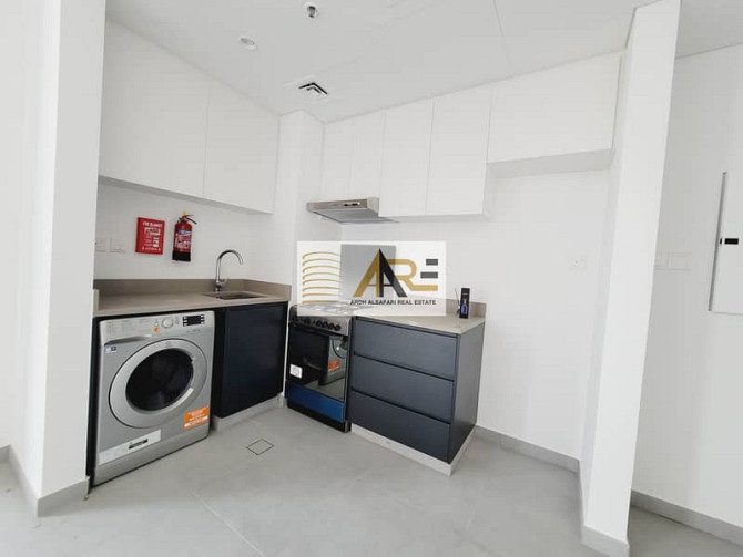 Cheap price!! 1bhk with kitchen appliances Gym pool Free parking Free Aljada - изображение 6