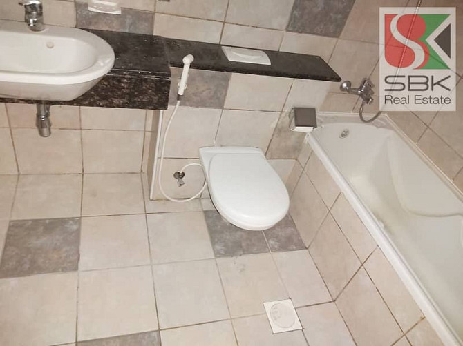 2 BHK Apartments Available with Pool and Gym in Al Majaz 2, Sharjah Аль Маджаз - изображение 1