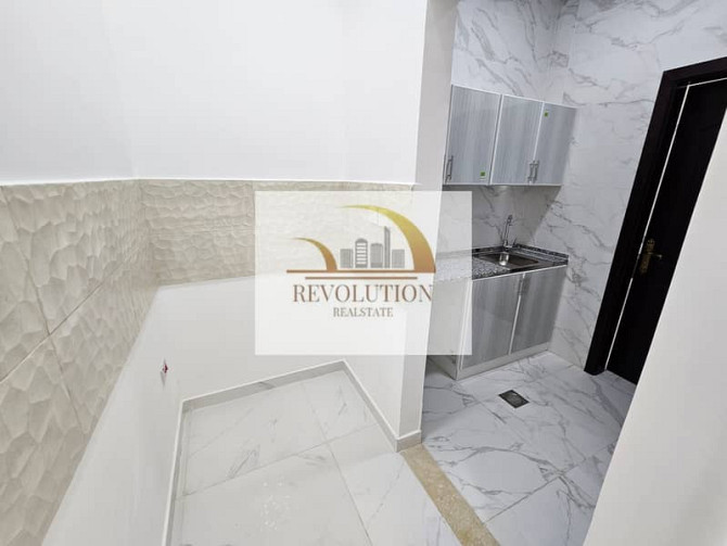 High Standard Elegant 1BHK + Hall | Madinat AL Riyadh| Free All Amenities Мадинат Аль Рияд - изображение 5