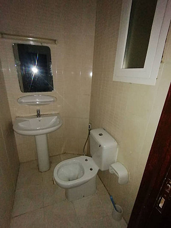 BEAUTIFUL CORNICHE VIEW // NO DEPOSIT // 3 BATHROOM // 2BHK CENTRAL AC WITH MAID ROOM. . . Аль Маджаз - изображение 4
