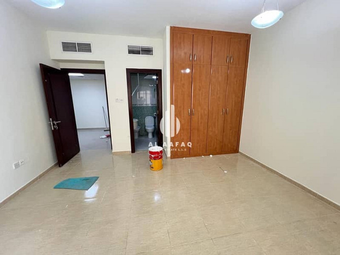 Spacious 2bhk | Both Master Bedrooms | Maids Room | Аль Маджаз - изображение 2