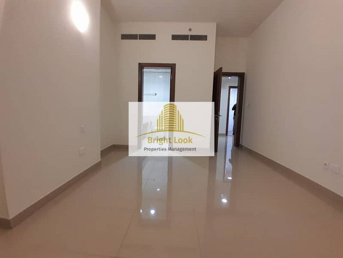 No Commission!! 3 bedrooms with all facilities Corniche 100k Аль Халидия - изображение 8