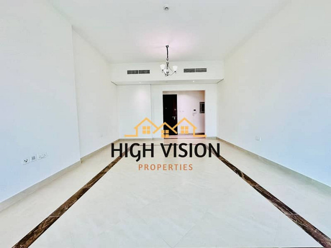 3 Balcony |  2BR Master BR | Offer Аль Раха Бич - изображение 1