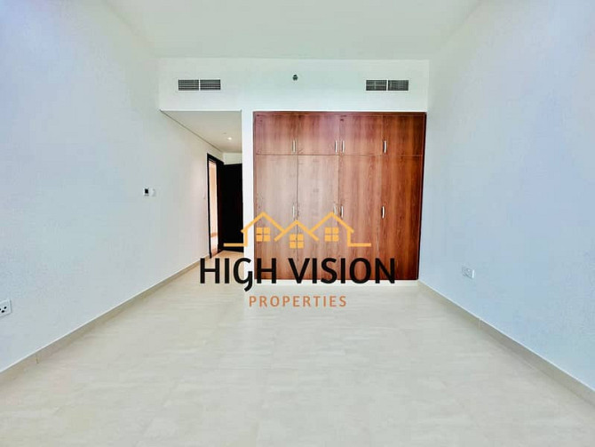 3 Balcony |  2BR Master BR | Offer Аль Раха Бич - изображение 7