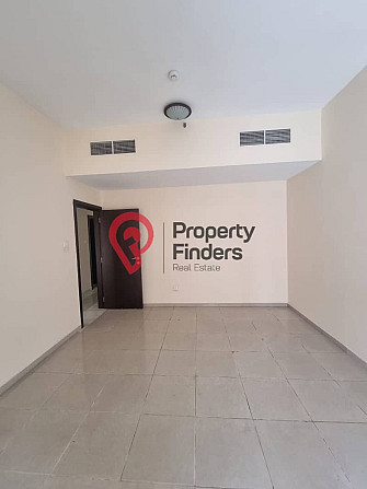 With Balcony | Spacious Living Room | Bright Space Al Nahda (Dubai) - изображение 3