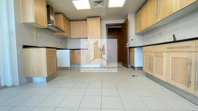 2 Months Free!Sophisticated in Full Open View ! 4BR + Maids Room I Balcony Corniche Area - photo 1