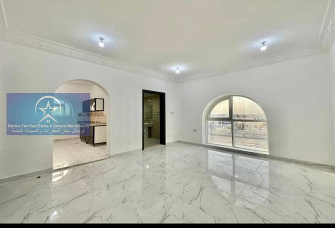 Brand New 1st Tenant Studio Sep/Kitchen Proper Washroom Near Khalifa Market In KCA Халифа Сити - изображение 5