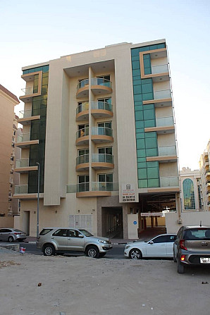 Best 2 BHK | Next to Dragon Mart Интернешнл Сити - изображение 1