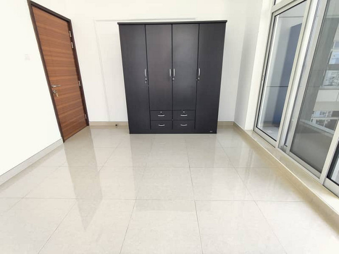 HOT OFFER  / Luxurious 2 BHK apartment For rent / Near Souq extra mall Дубай Силикон Оазис - изображение 2
