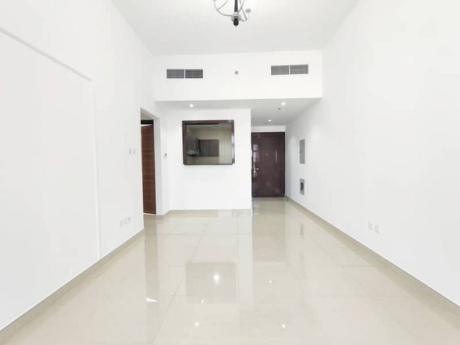 HOT OFFER  / Luxurious 2 BHK apartment For rent / Near Souq extra mall Дубай Силикон Оазис - изображение 7