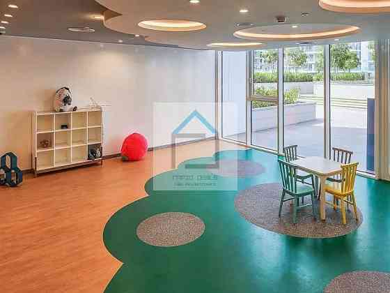 1 BR Apartment with Specular Skyline View Bur Dubai