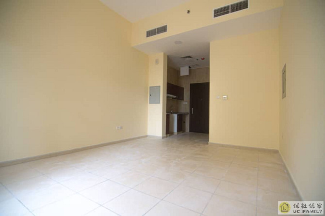 SPACIOUS - DEWA ONLY - READY 2 MOVE 1ST OF APRIL Дубай Индастриал Парк - изображение 5
