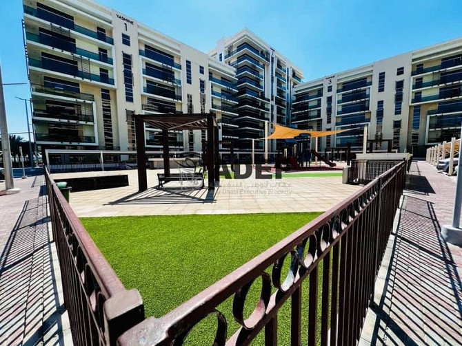 Royal Finishing Luxury Huge Studio Sep/Kitchen  Bath Tub Washroom On Prime Location in KCA Khalifa City - изображение 2