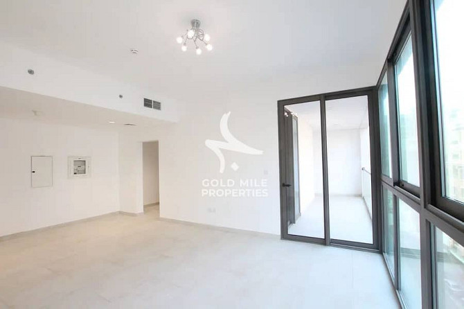 Modern layout -- 1 B-R-- High Floor -- CLoSE TO M0E Al Barsha - photo 5