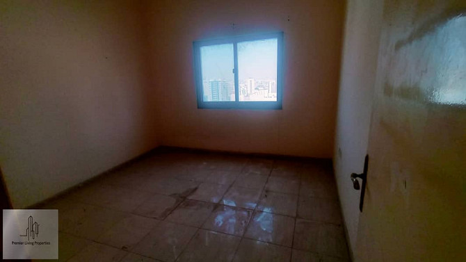 "Spacious 1BHK Apartment with Balcony, 2 Bathrooms, Family Building, Near Dubai Border" Аль Нахда (Шарджа) - изображение 5