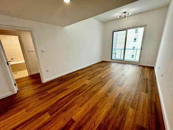 WELL MAINTAINED BUILDING  - READ TO MOVE IN - DEWA ONLY Дубай Индастриал Парк