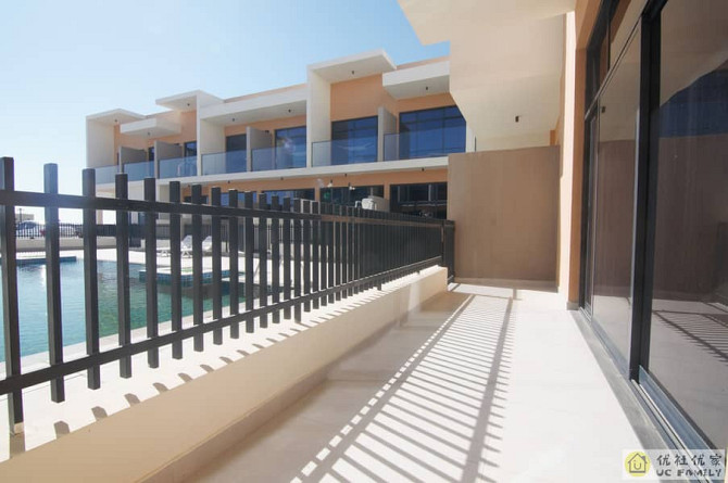 WELL MAINTAINED BUILDING  - READ TO MOVE IN - DEWA ONLY Дубай Индастриал Парк - изображение 2