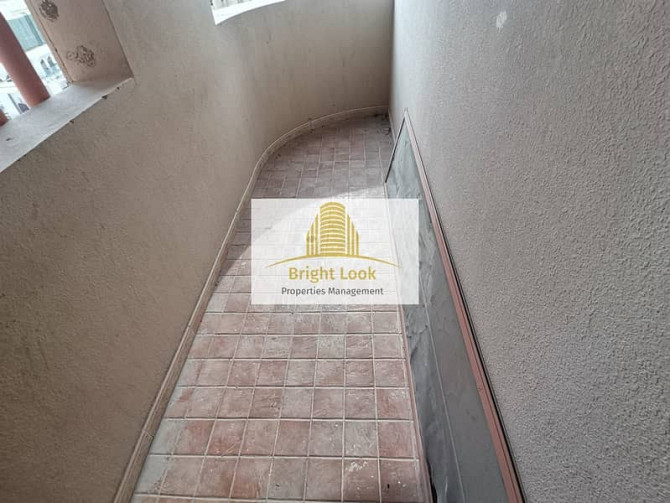 Well Maintained 2BHK apartment with balcony in 55,000 AED / year Al Falah Street - photo 7