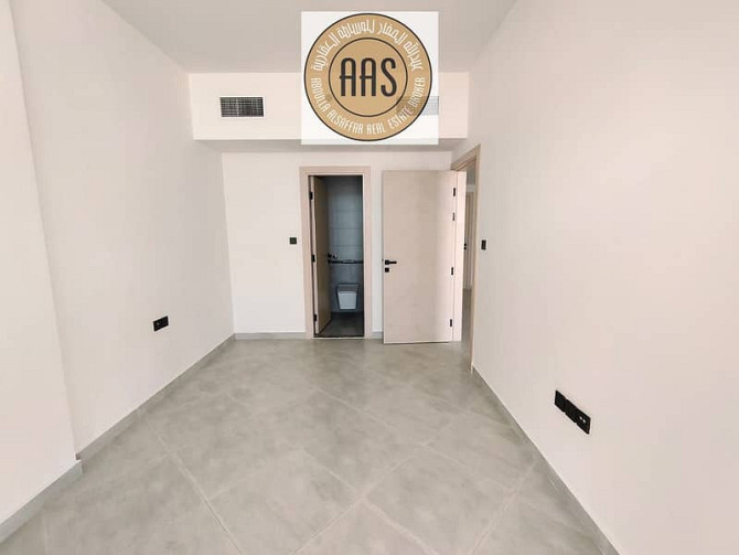 Open View 3bhk in 130k 3bathrooms balcony 1parking free gym pool Аль Джадаф - изображение 5