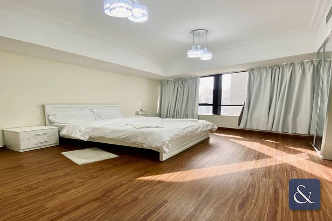 Spacious 4 Bedroom Apartment Available Jumeirah Lake Towers (JLT) - photo 6