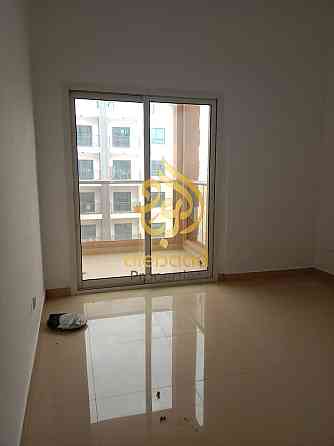 Cozy Building comfortable 2 Bhk Apartment Available for Rent Book Now Интернешнл Сити