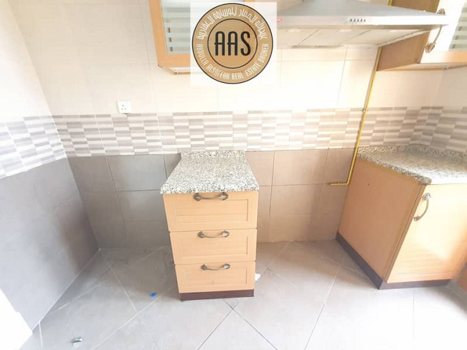 Huge 1bhk 2bathroom balcony wardrobes in 64k 1parking free gym kids area Al Jaddaf - photo 2