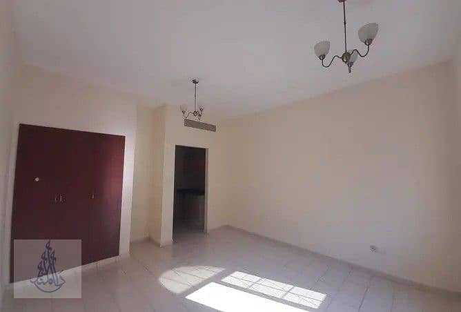 Specious Studio- in- France Cluster without balcony Family Building  Neat and clean and Ready To Mov Интернешнл Сити - изображение 3
