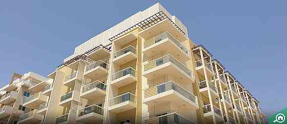 Luxurious Living with Balcony and Inclusive Bills Интернешнл Сити