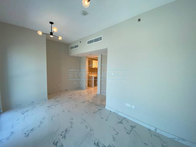 No Balcony - Vacant Soon - Parking Dubai South - изображение 7