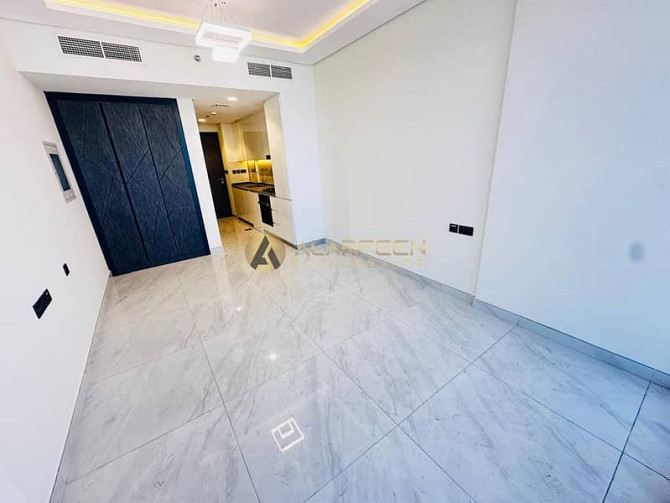 Brand New Building | Fitted Kitchen | Grab Keys Now Dubai Studio City - photo 3