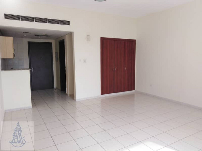 Studio with out balcony for rent in France  cluster International City - photo 3