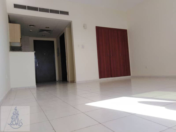 Studio with out balcony for rent in France  cluster International City - photo 8