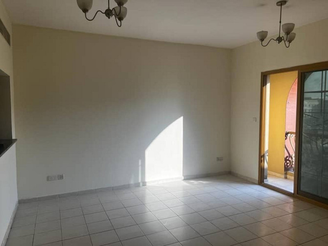 Spacious 1BHK With Balcony in Spain Cluster Available for Rent International City - photo 6