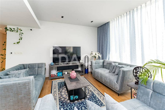 Furnished / 3 Bedroom / Sea View Bluewaters Island - photo 4