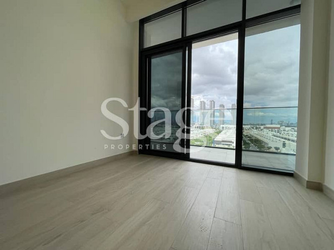 Facing Lagoon and Downtown | Exclusive | Balcony Мейдан Сити - изображение 5
