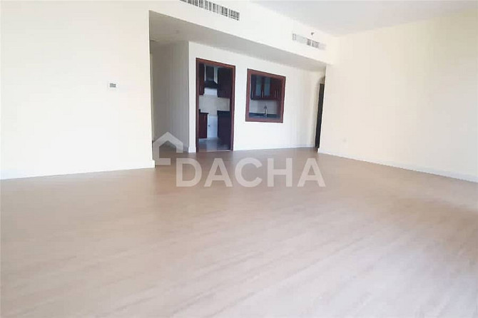 High Floor / Unfurnished / Vacant Jumeirah Beach Residence (JBR) - photo 1