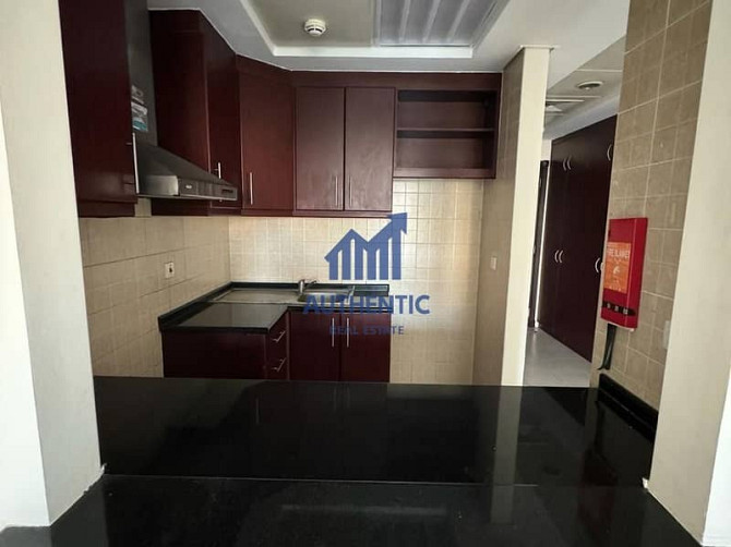Spacious Studio | Near Parking Area and Amenities Дисковери Гарденс - изображение 7