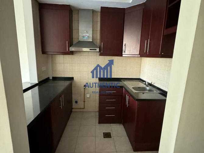 Spacious Studio | Near Parking Area and Amenities Дисковери Гарденс - изображение 3