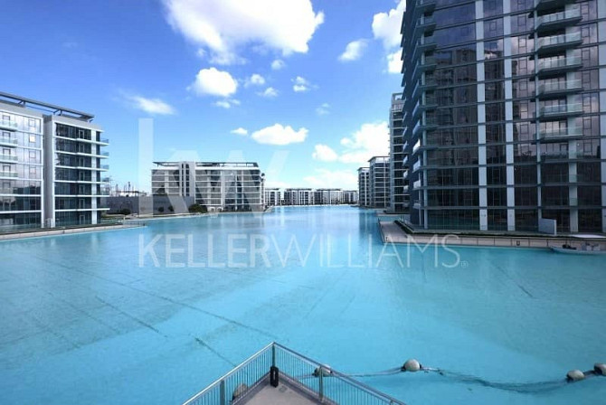 Street 2 | Vacant | Balcony | Unfurnished | 3rd Flr Discovery Gardens - photo 7