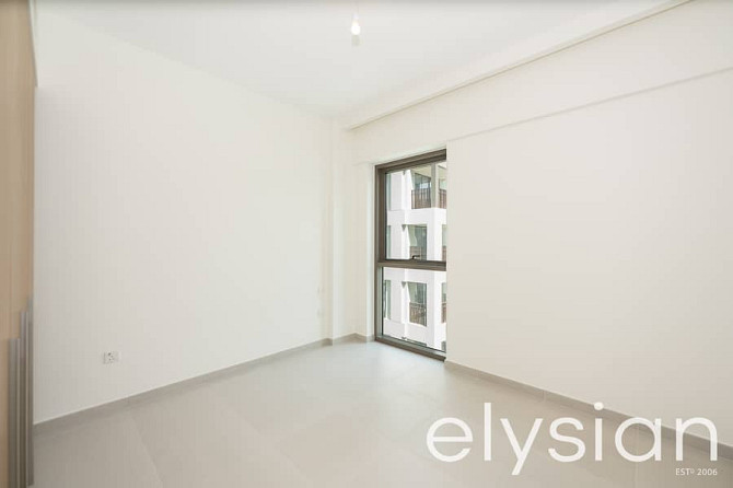 Furnished I Spacious Unit I Pool View Дубай Крик Харбор - изображение 1